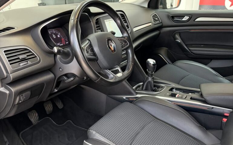 Renault Megane Benzina 1.5 2019 Manuala m-8 auto-dan.ro