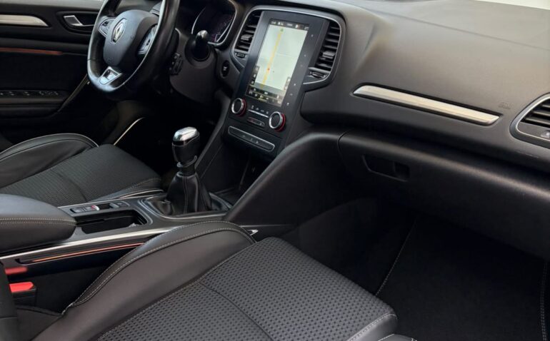Renault Megane Benzina 1.5 2019 Manuala m-11 auto-dan.ro